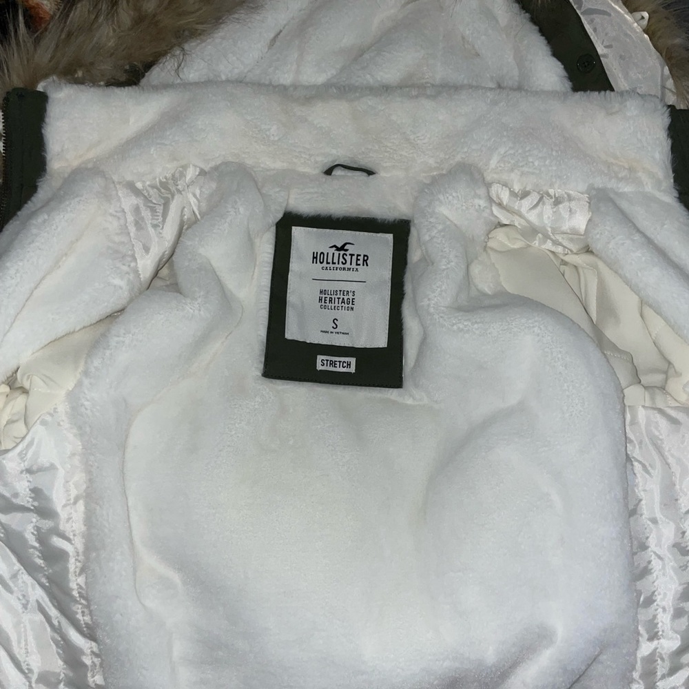 Women’s Hollister jacket/coat (Small) - Picture 2 of 2